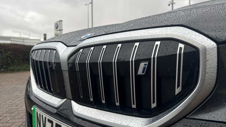 BMW i5 250kW eDrive40 M Sport 84kWh 4dr Auto Electric Saloon